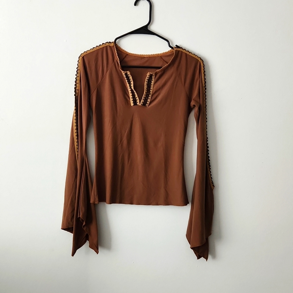 EUC Hippie cowgirl blouse with wide sleeves
